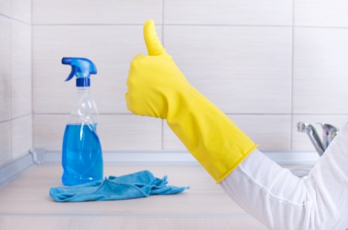 Preparing a clean bedroom for move in cleaning